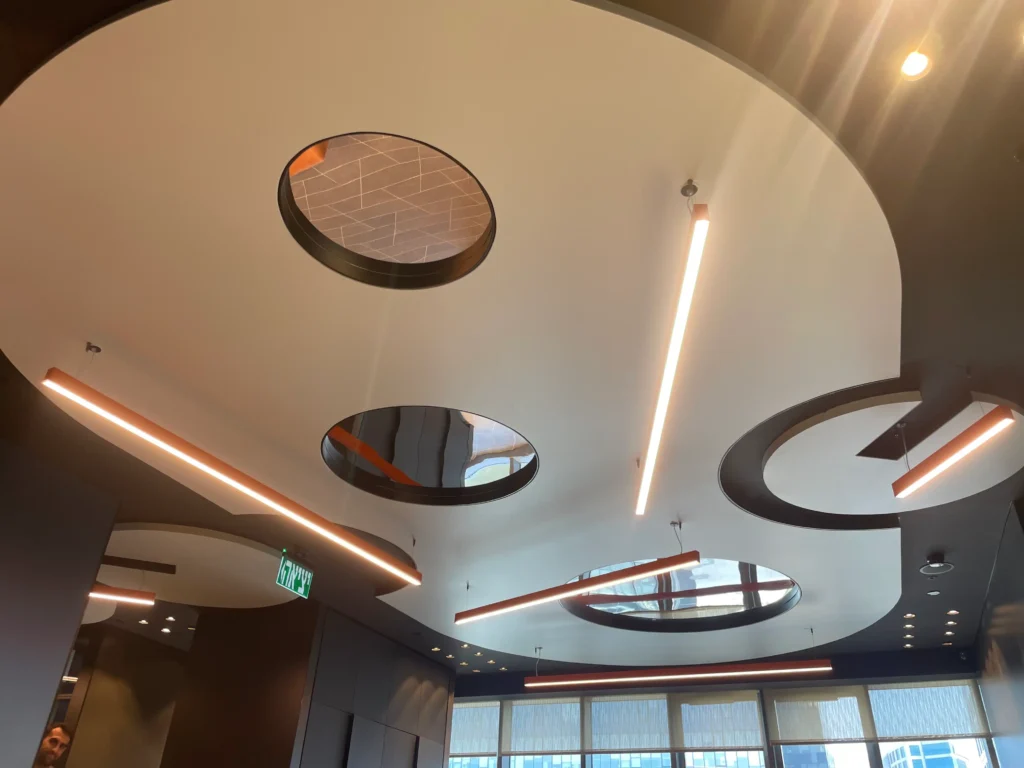 תקרות מתיחה משולבות